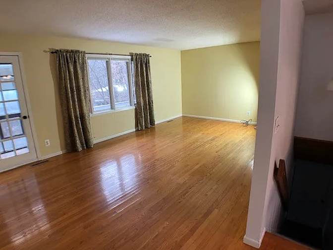 Shelly's room