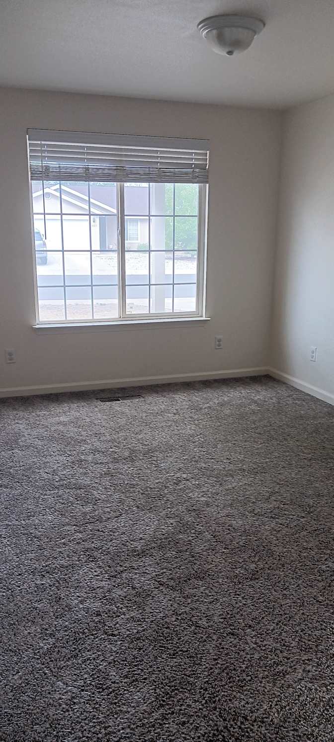 Karmen's room