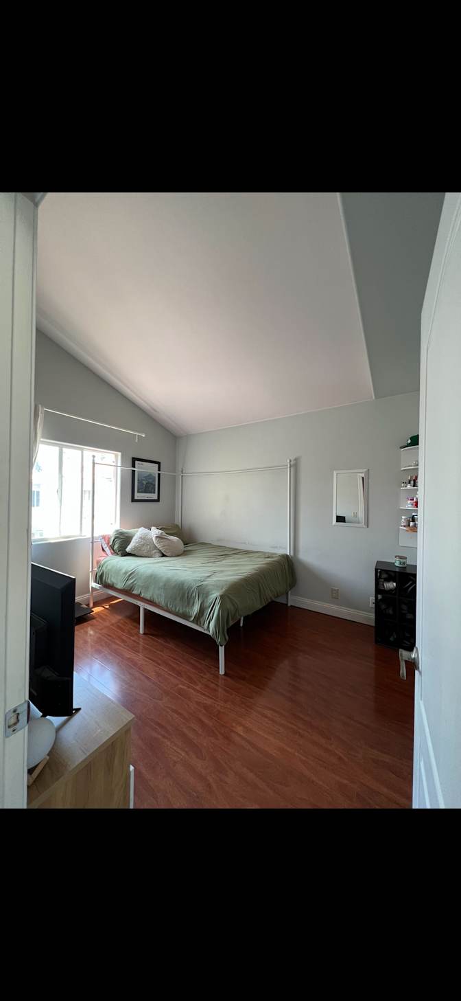 Gabriella Wisdom's room