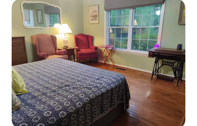 Jennifer's room