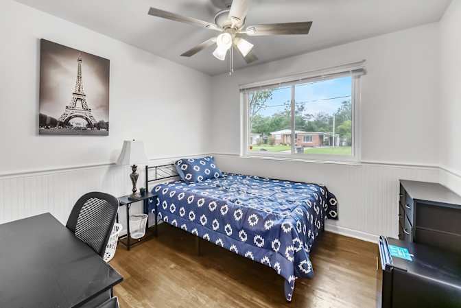 PadSplit's room