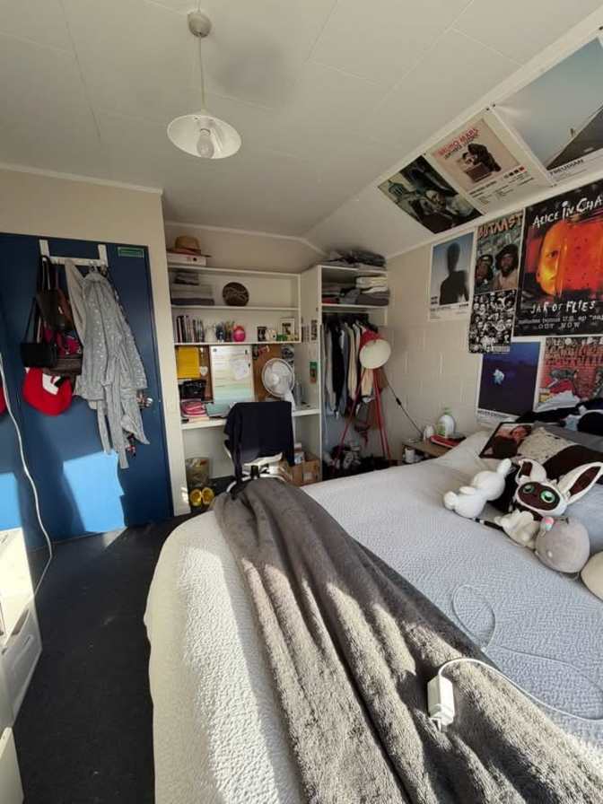 Hazar Yousef's room