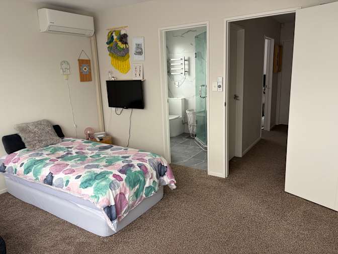 Chiho's room