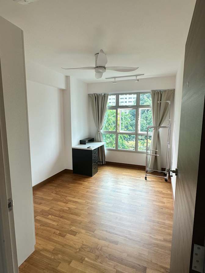 T's room