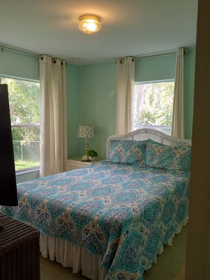 Lynda's room