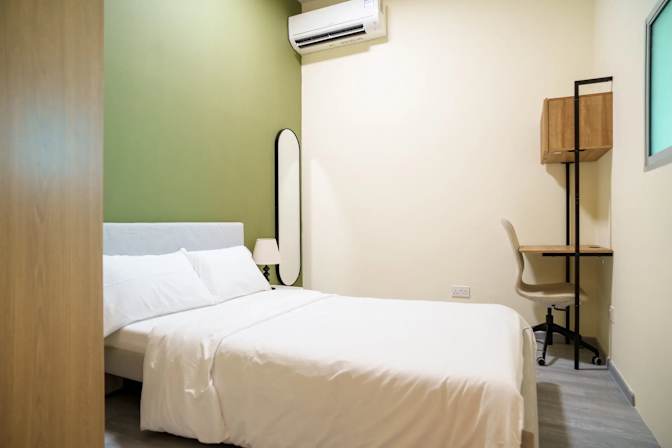 Hei Homes's room