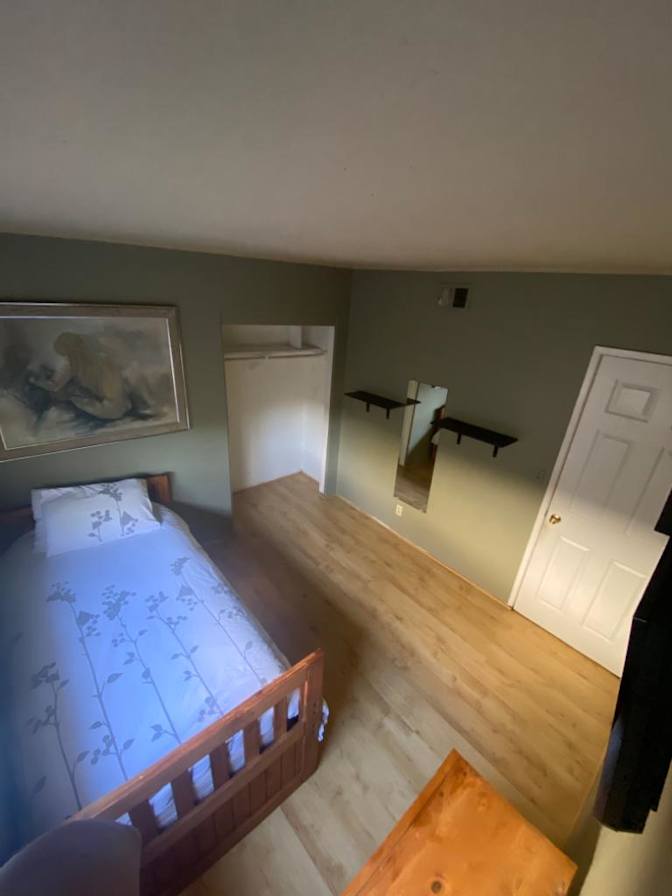 Francesca canlas's room