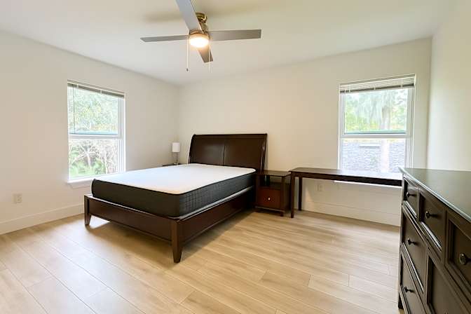 Vicki's room