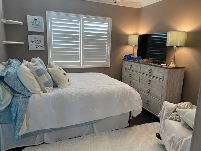 Jennifer's room