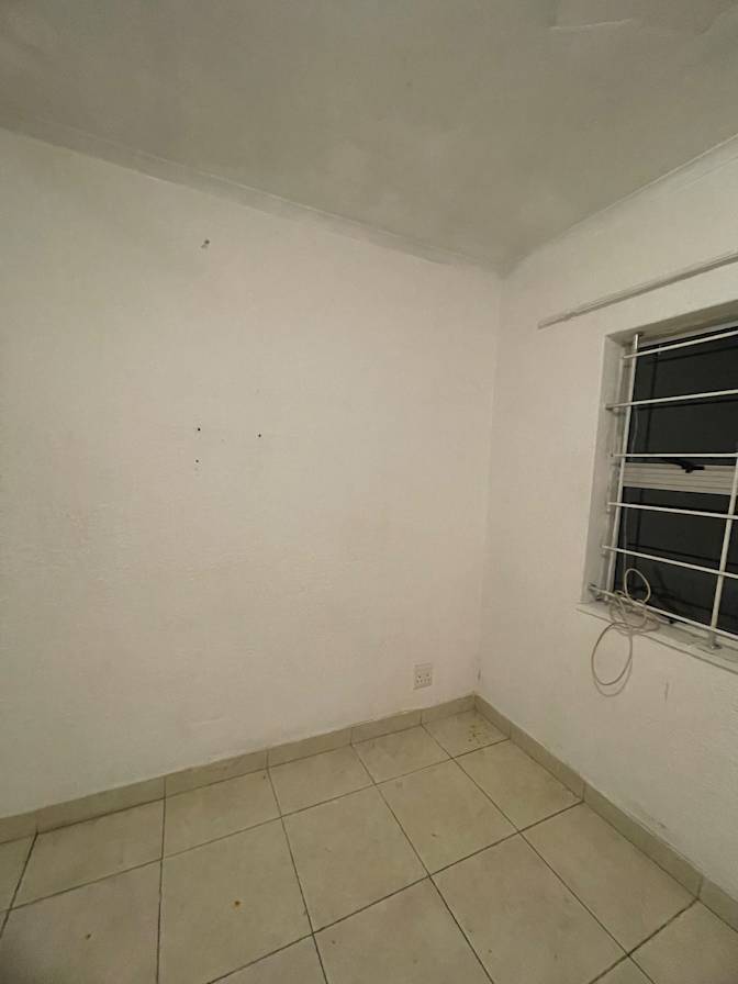 Zanele's room