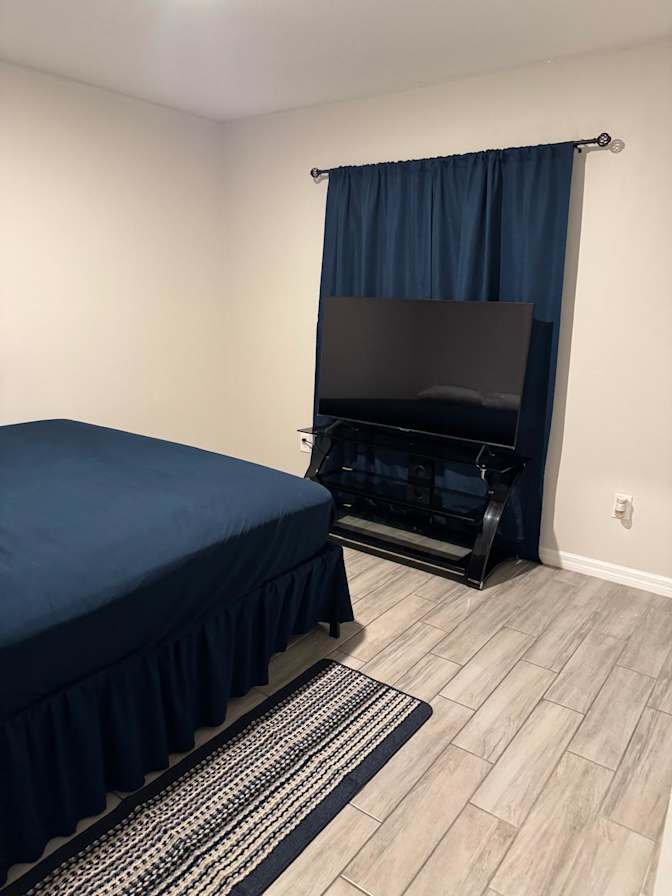 Delmar's room