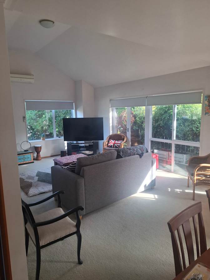 Dave johnson's room