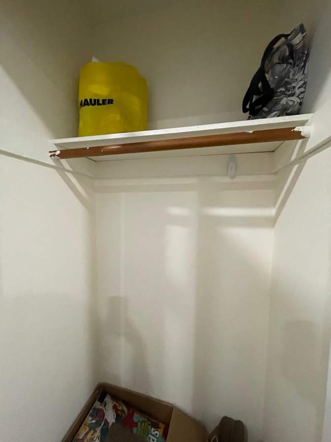 yogesh shekhawat's room