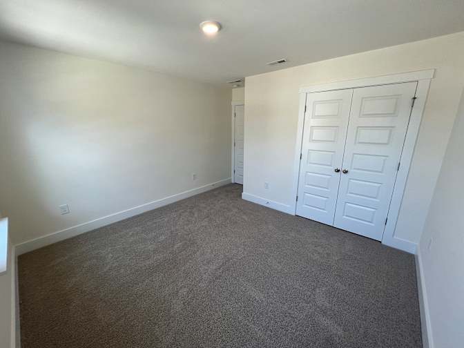 Alcove Rooms's room