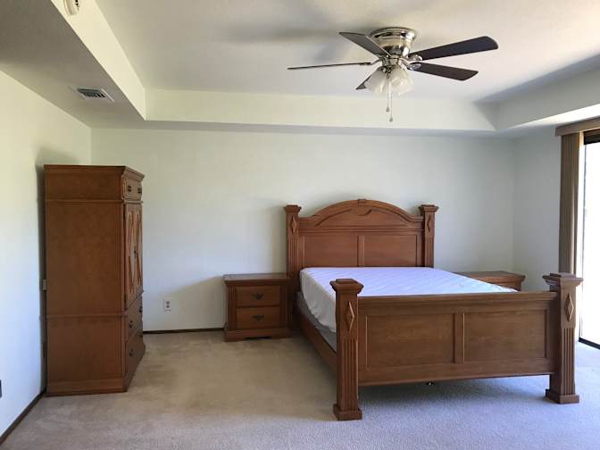 gloria's room