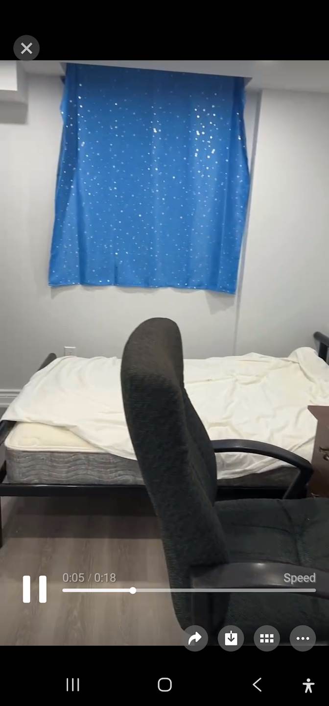 HONG TAI JIAO's room