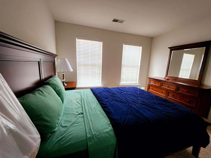Simon's room