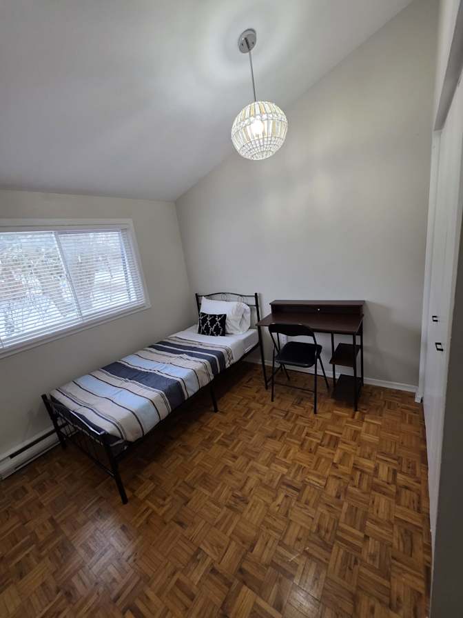 Gozy's room