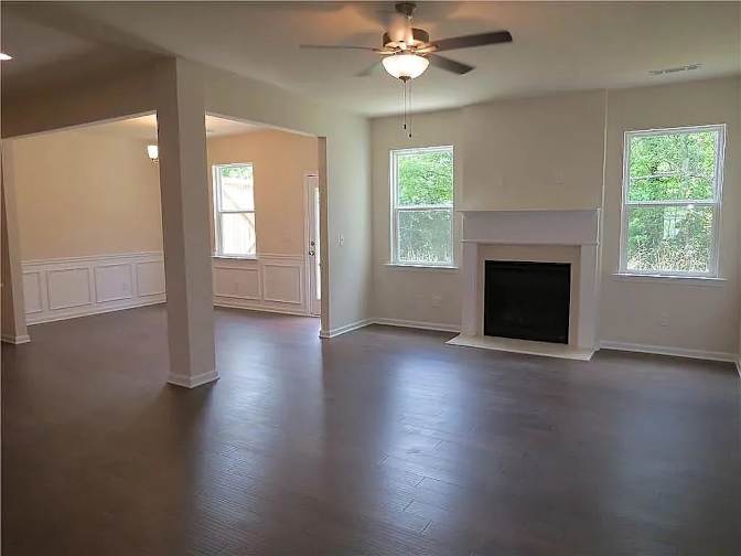 Alcove Rooms's room