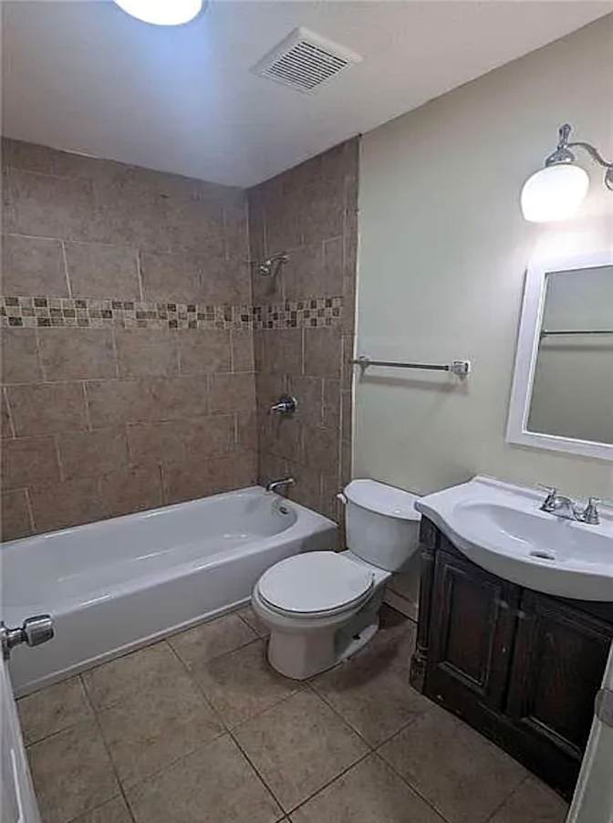 Suzette Brown's room