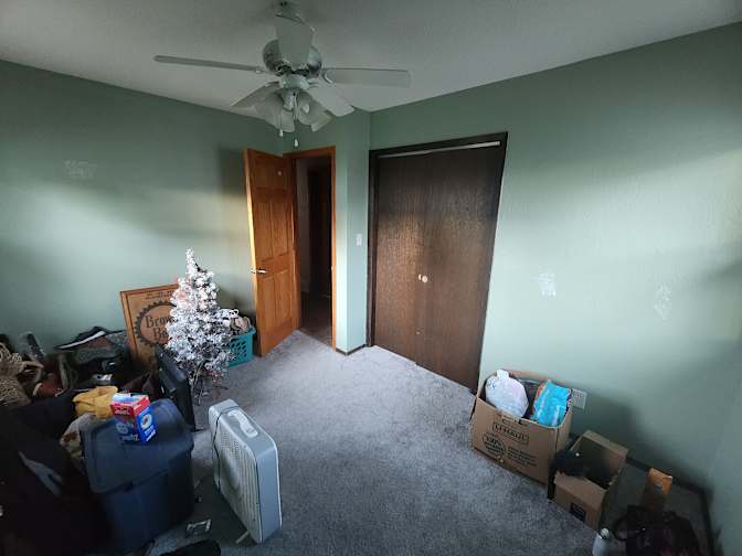 Derek Huebbe's room