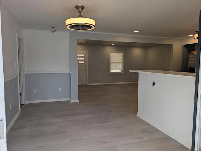 Alcove Rooms's room
