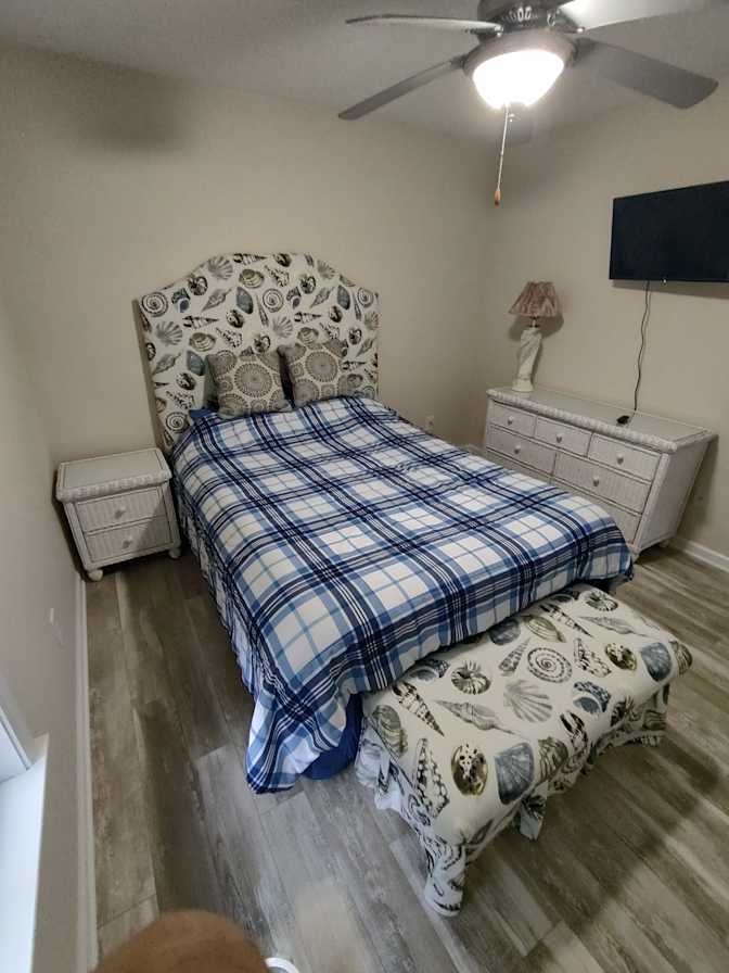 Kenneth's room