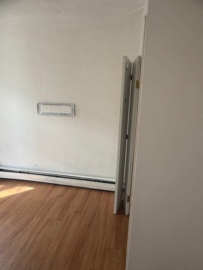 Abanoub Basta's room