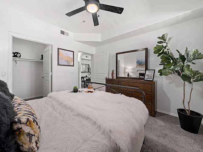 Stephanie G's room