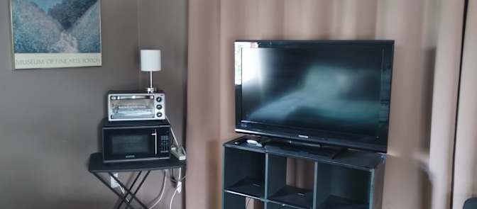 Sandy's room