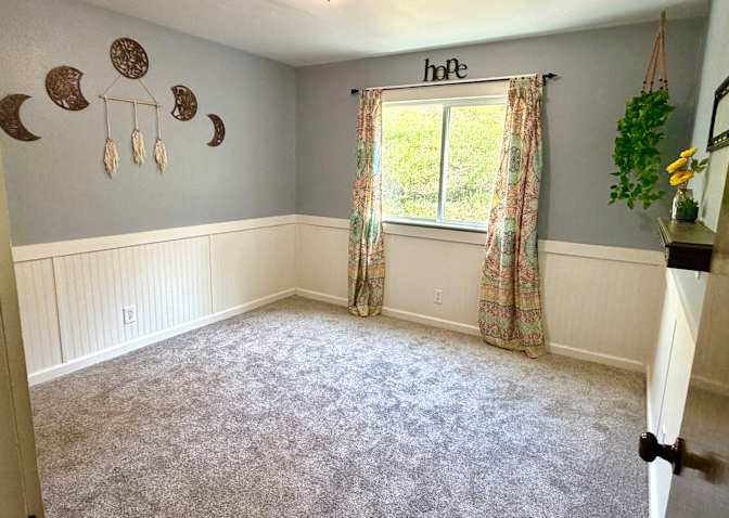 Phoenix's room