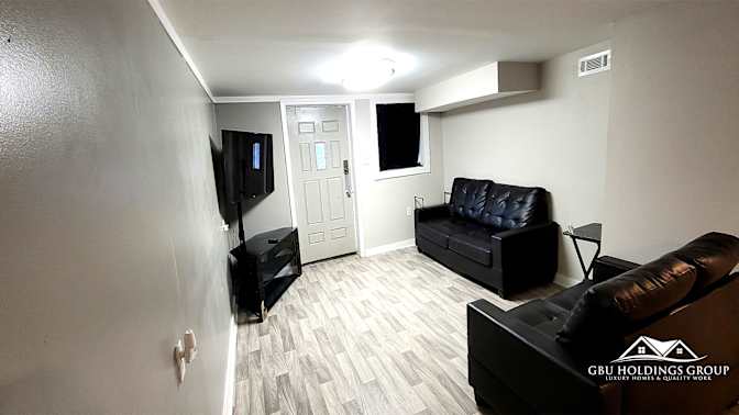 GBU Holdings Group's room