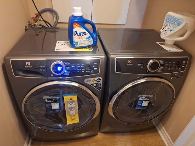 Deepank Aggarwal's room