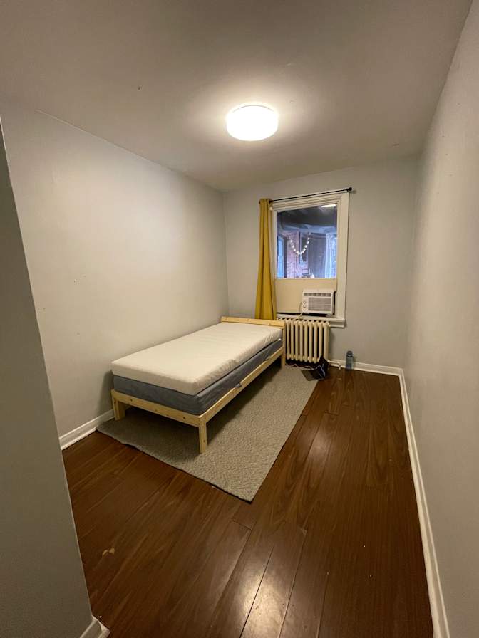 Khaezel's room