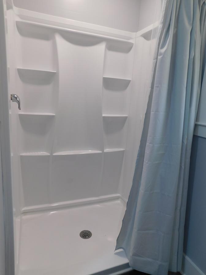 Carolina Realty Link's room