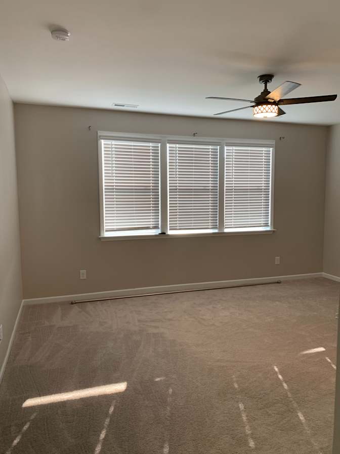 Alcove Rooms's room