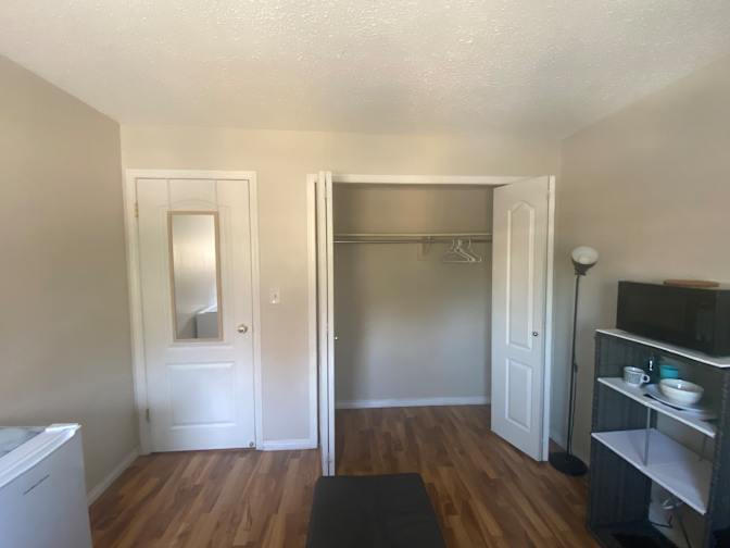 Wendell or Annallee's room