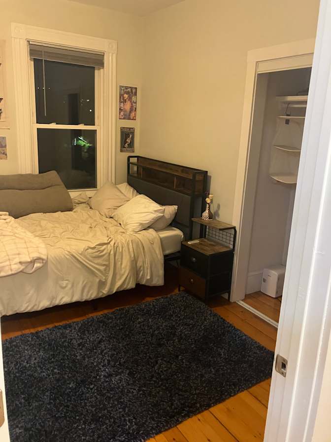 Nihar's room