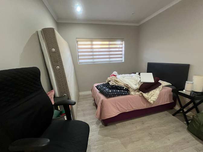 Sinothando's room