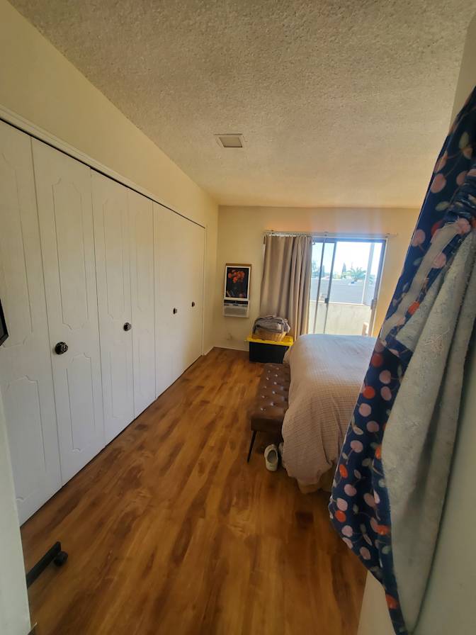 Naomi's room