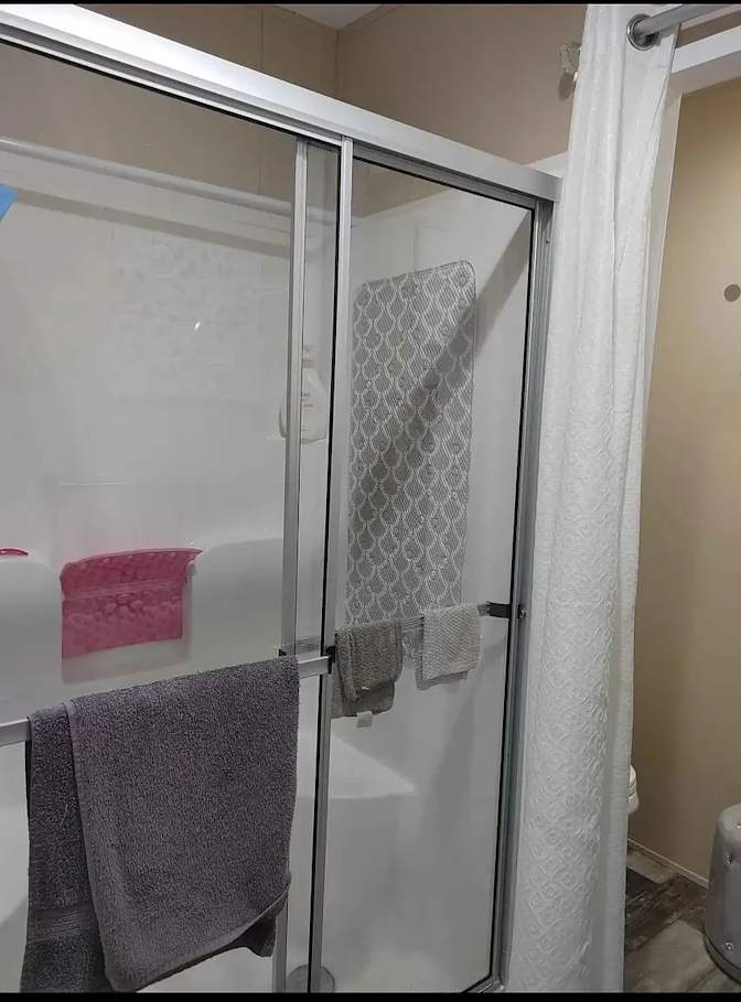 Alcove Rooms's room