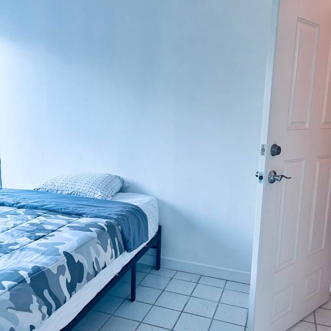 Yakory's room