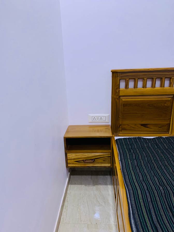 Priyanshi's room