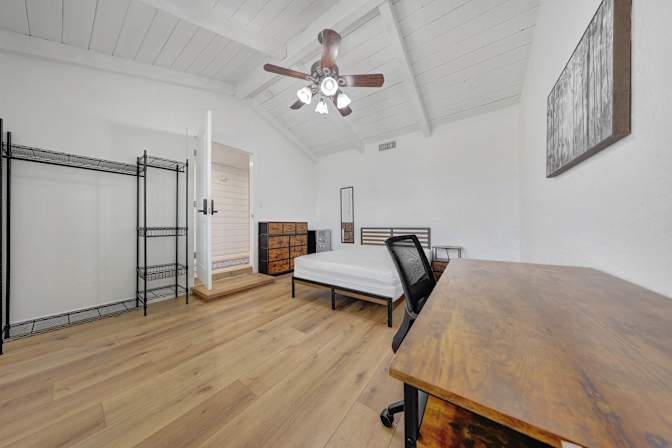 PadSplit's room