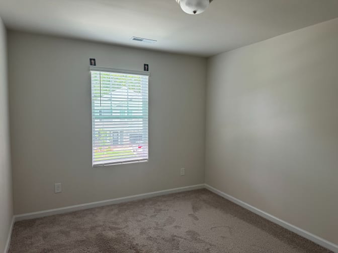 Alcove Rooms's room