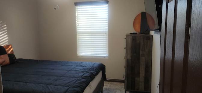 Mike & Reese ( in profile pic)'s room