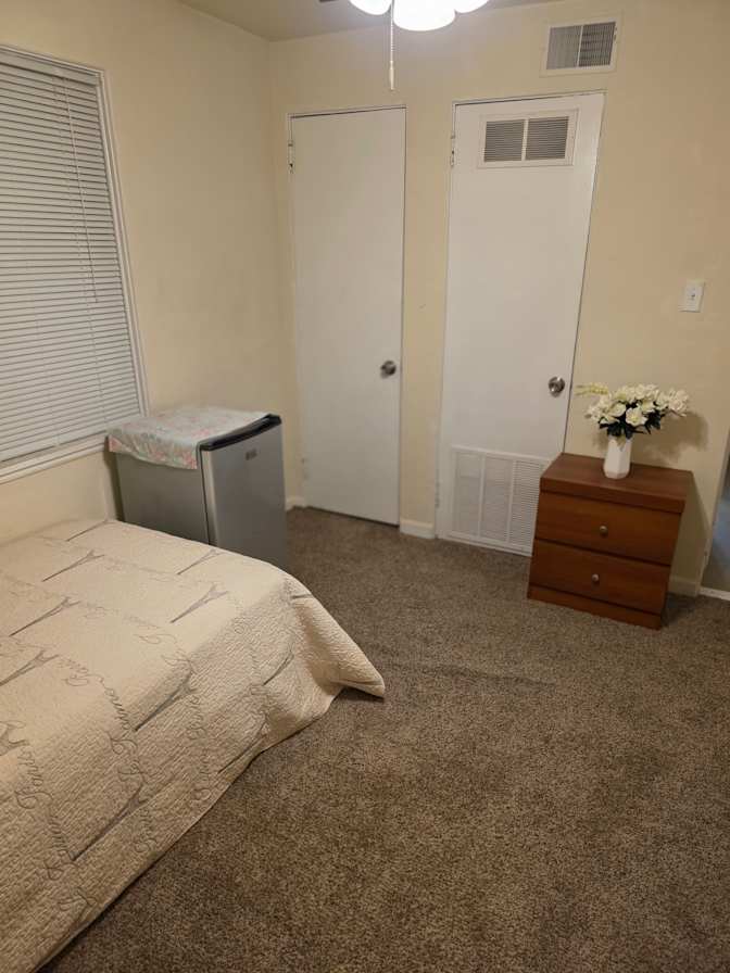 le's room