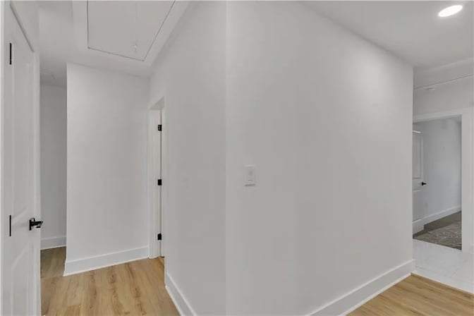 Alcove Rooms's room