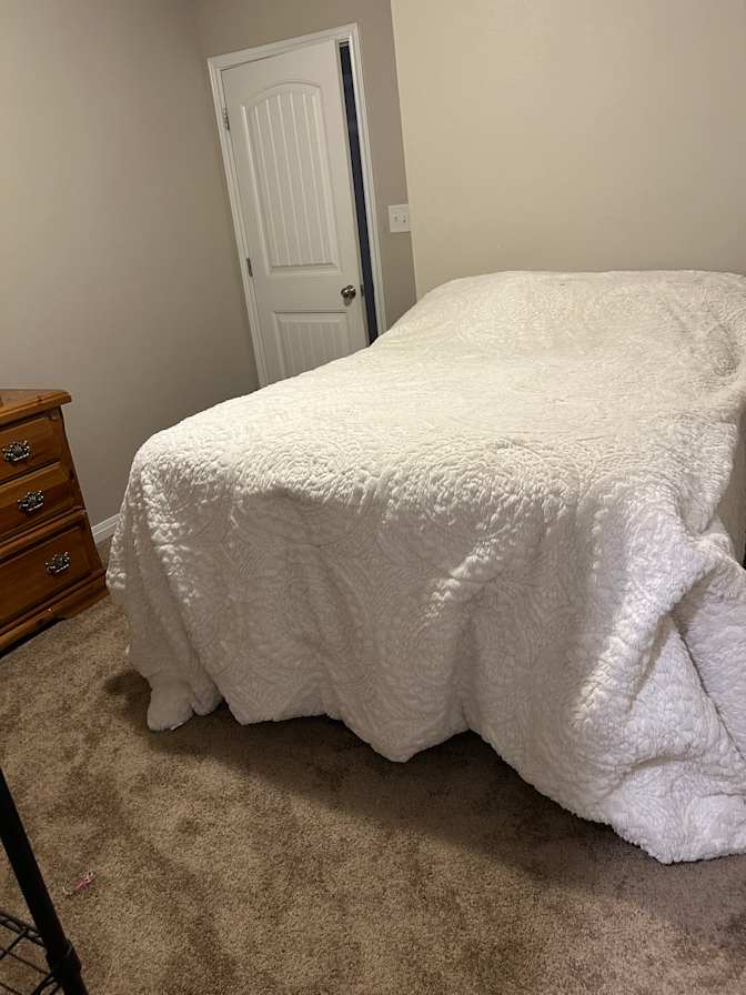 Rhonda Taylor's room