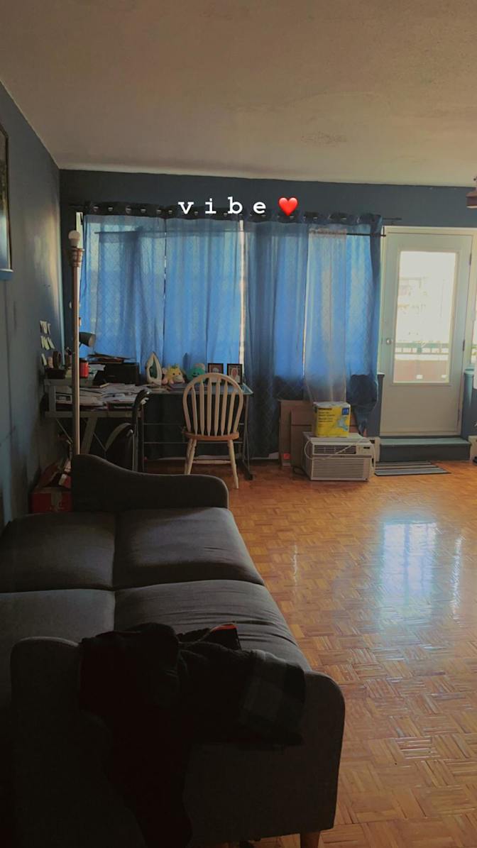 Gazalpreetkaur's room